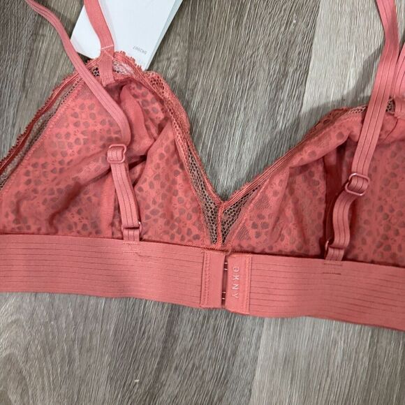 DKNY Nightfall Bralette Size Large Blush Pink Sheer Lace Wireless Bra NEW - Picture 8 of 11